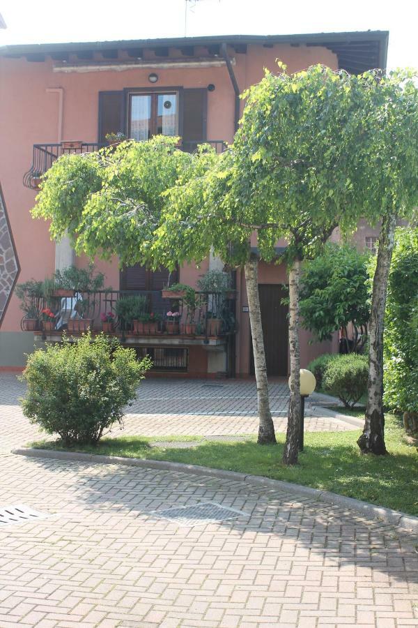 Indesenzano Apartment デセンツァーノ・デル・ガルダ エクステリア 写真