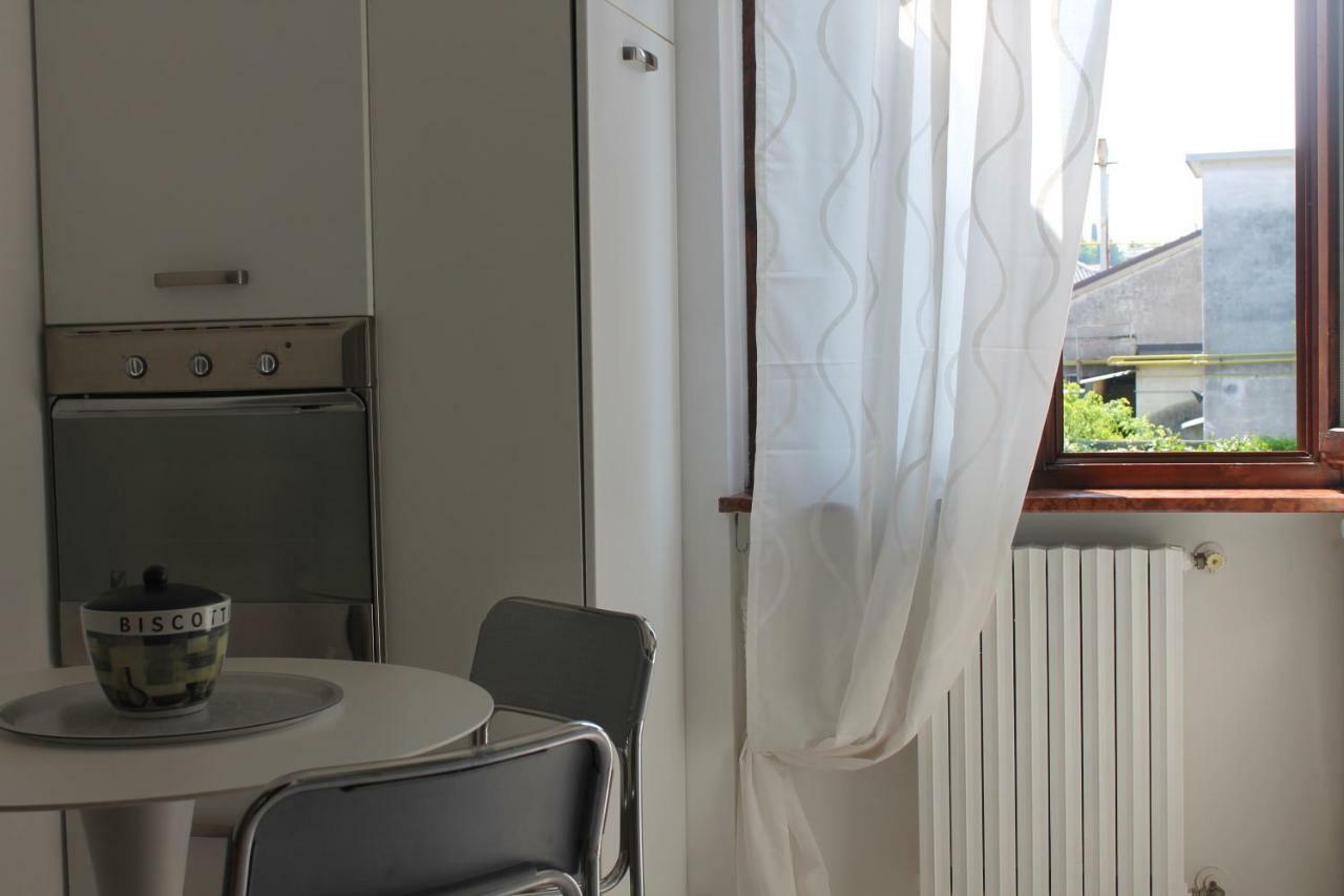Indesenzano Apartment デセンツァーノ・デル・ガルダ エクステリア 写真