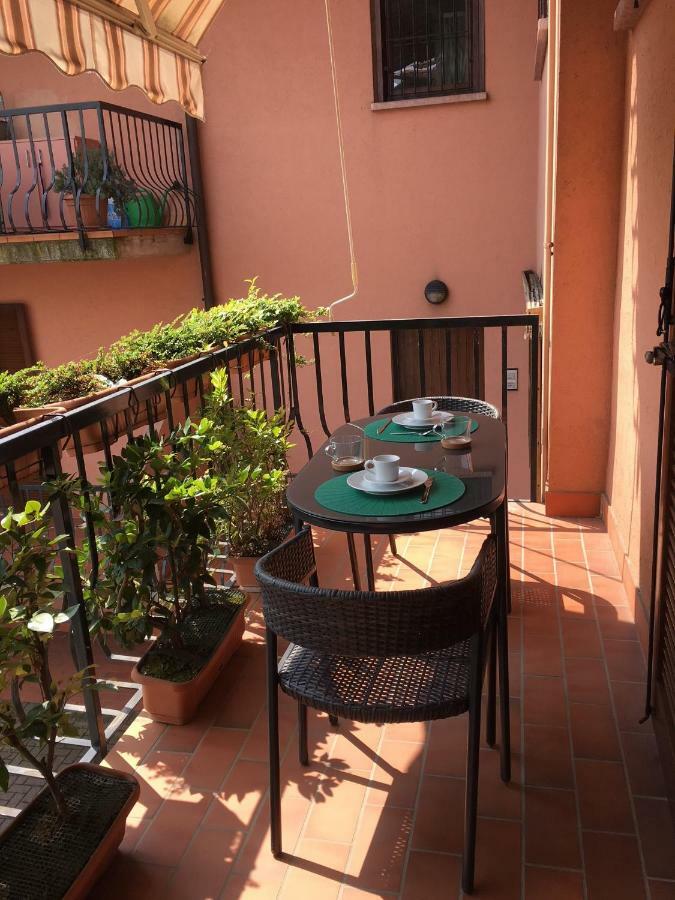 Indesenzano Apartment デセンツァーノ・デル・ガルダ エクステリア 写真