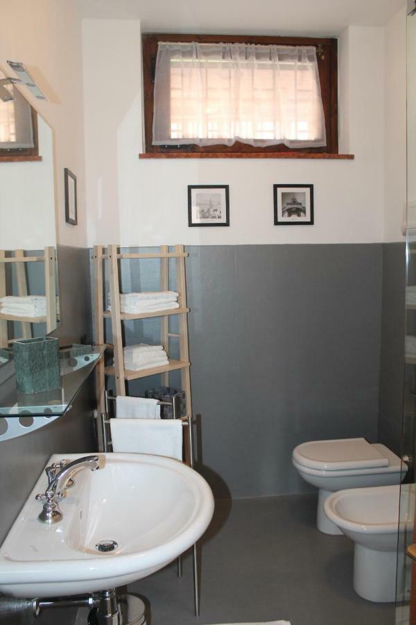 Indesenzano Apartment デセンツァーノ・デル・ガルダ エクステリア 写真