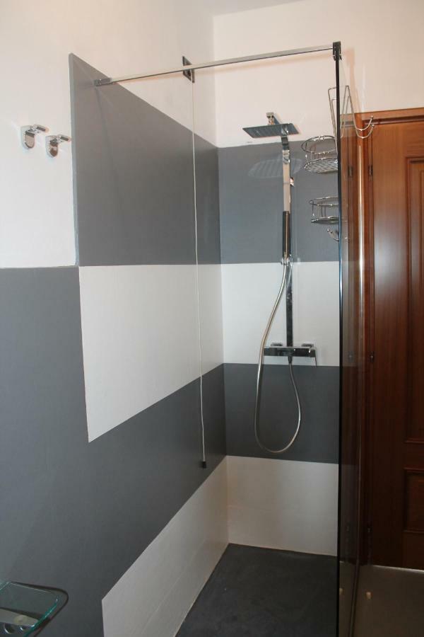 Indesenzano Apartment デセンツァーノ・デル・ガルダ エクステリア 写真